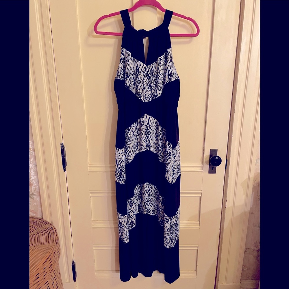 Soho Apparel Maxi Dress Black & White Size PL